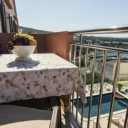 Apartments Martina Primosten Exterior photo